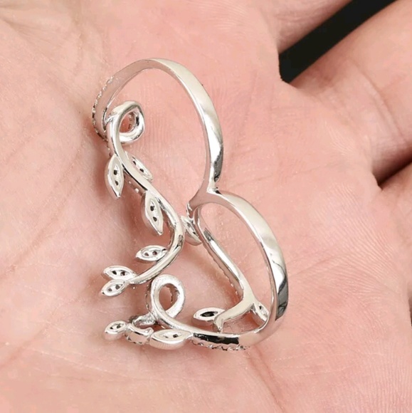 Sterling silver & Topaz dual finger trellis - Picture 2 of 3